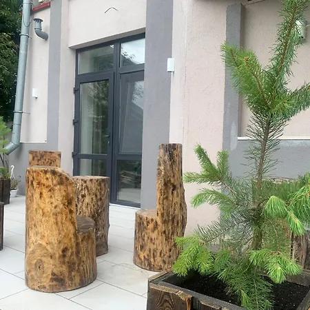 Апартаменти На Вул. Біла,5А Rivne Exterior photo