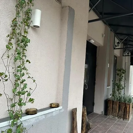 Апартаменти На Вул. Біла,5А Rivne Exterior photo