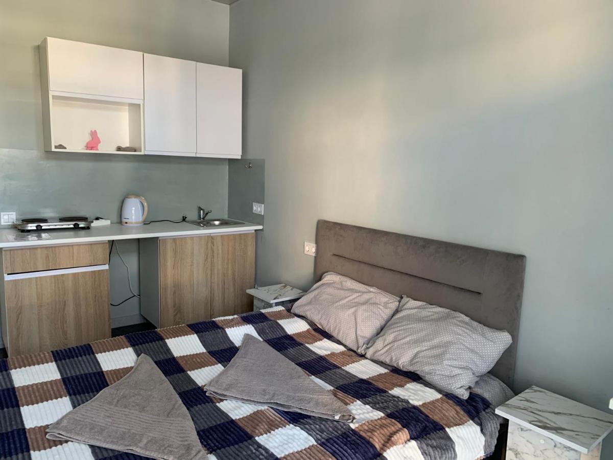 на вул. біла,5а Apartment Rivne