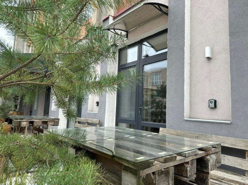 на вул. біла,5а Apartment *