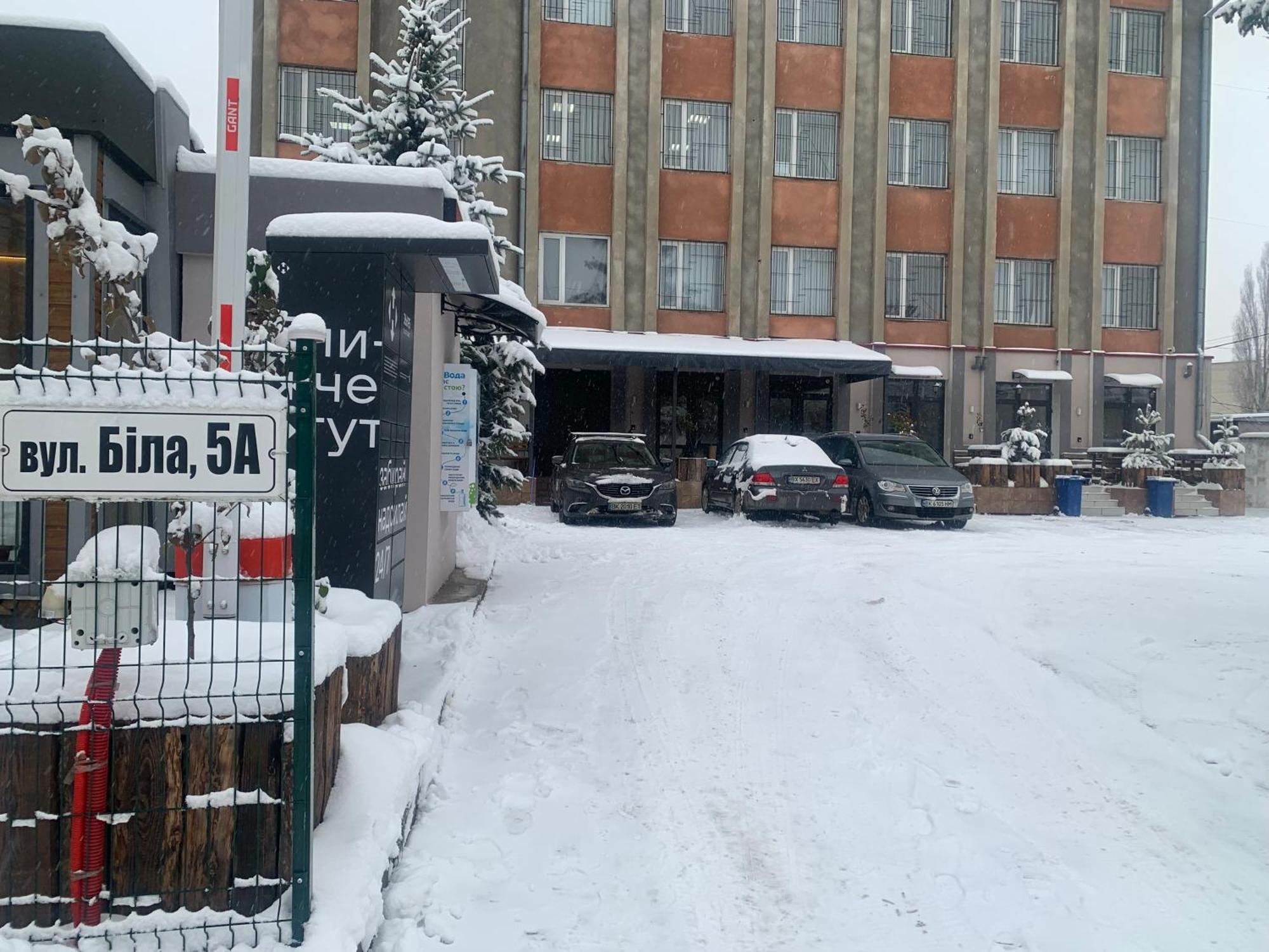 на вул. біла,5а Apartment Rivne